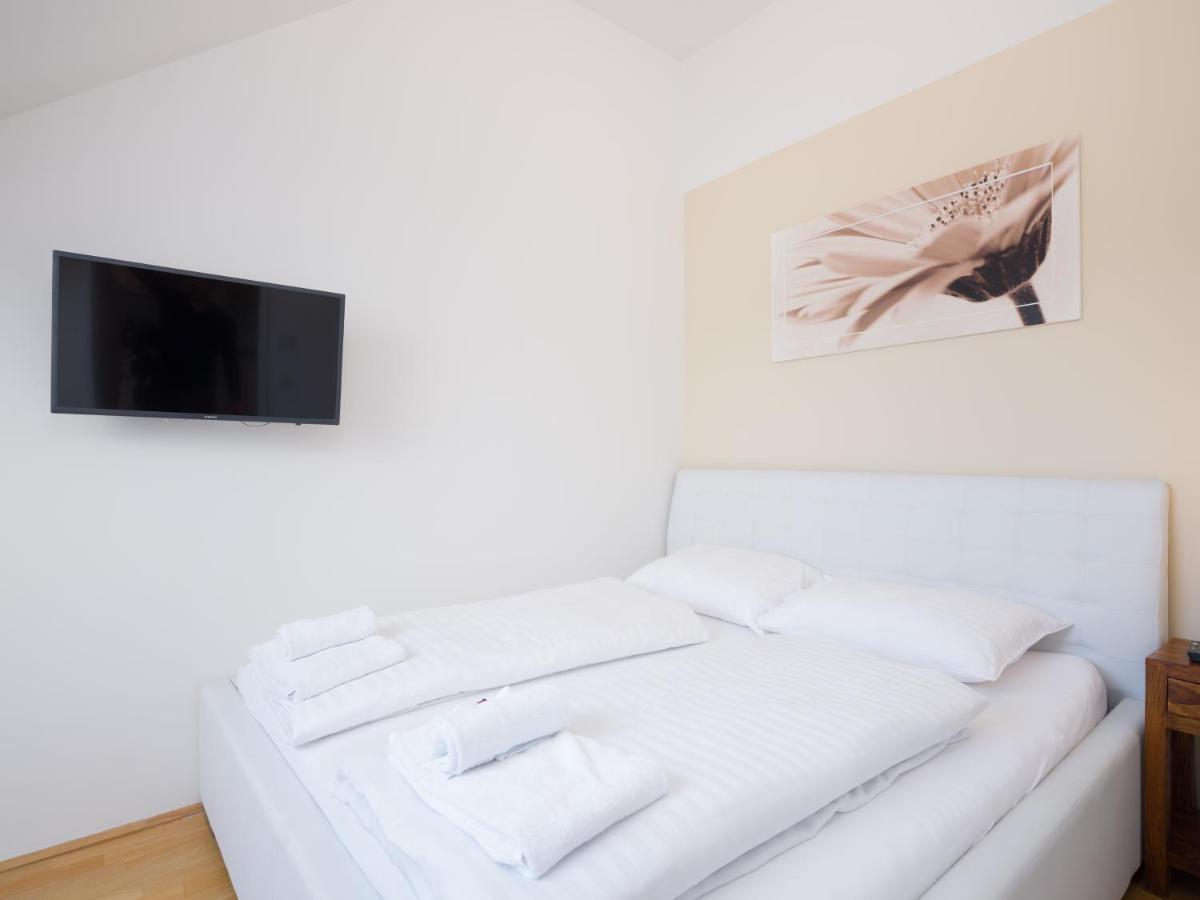 Vienna Stay Apartments Pezzl 1170 Kültér fotó