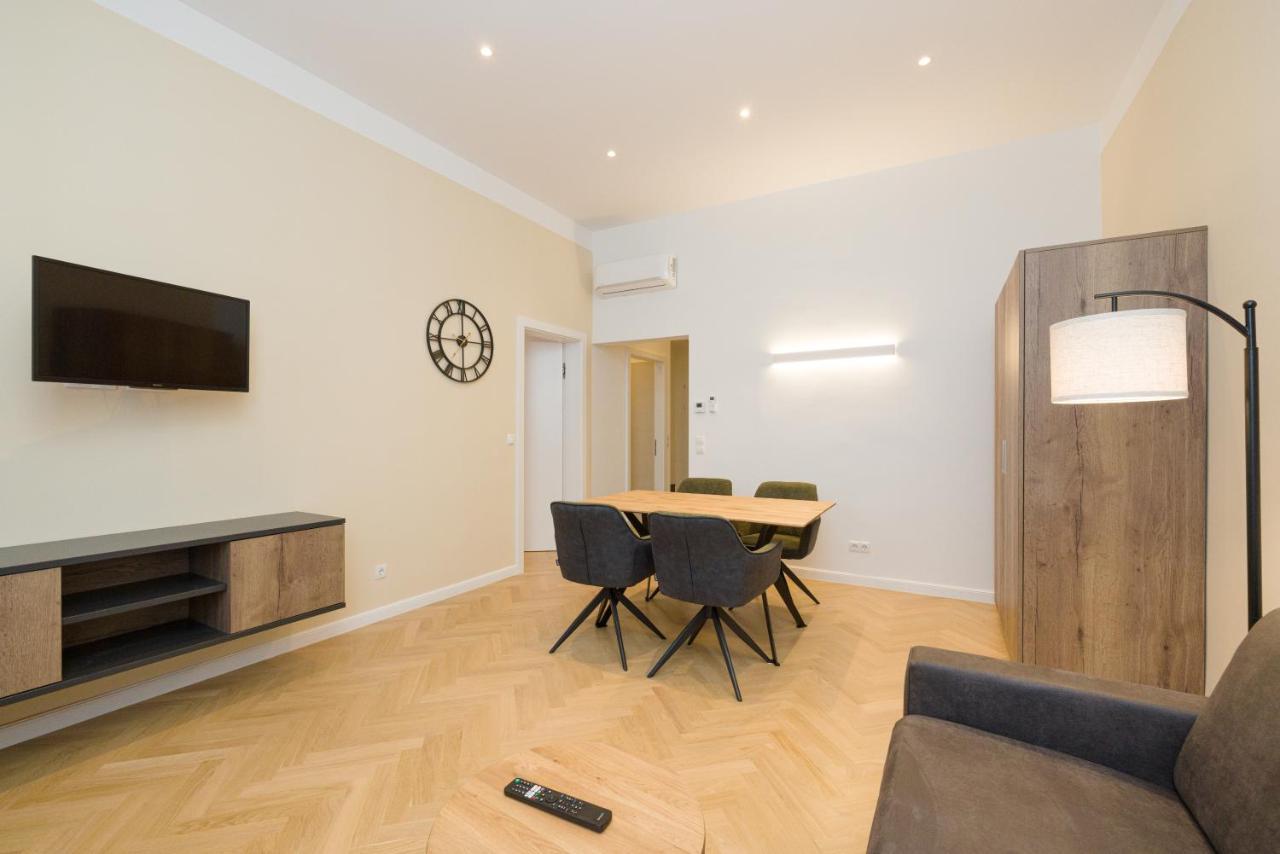 Vienna Stay Apartments Pezzl 1170 Kültér fotó