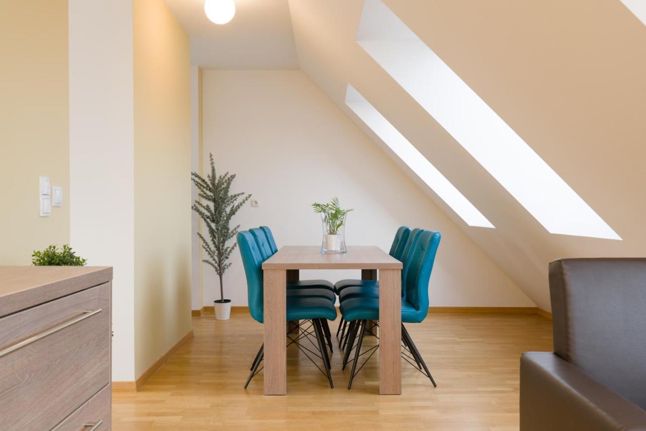 Vienna Stay Apartments Pezzl 1170 Kültér fotó