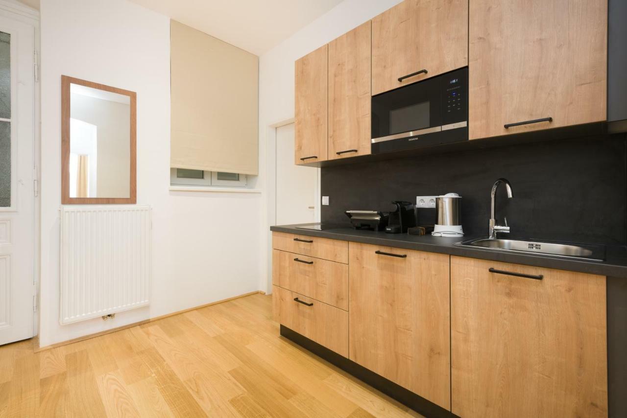 Vienna Stay Apartments Pezzl 1170 Kültér fotó
